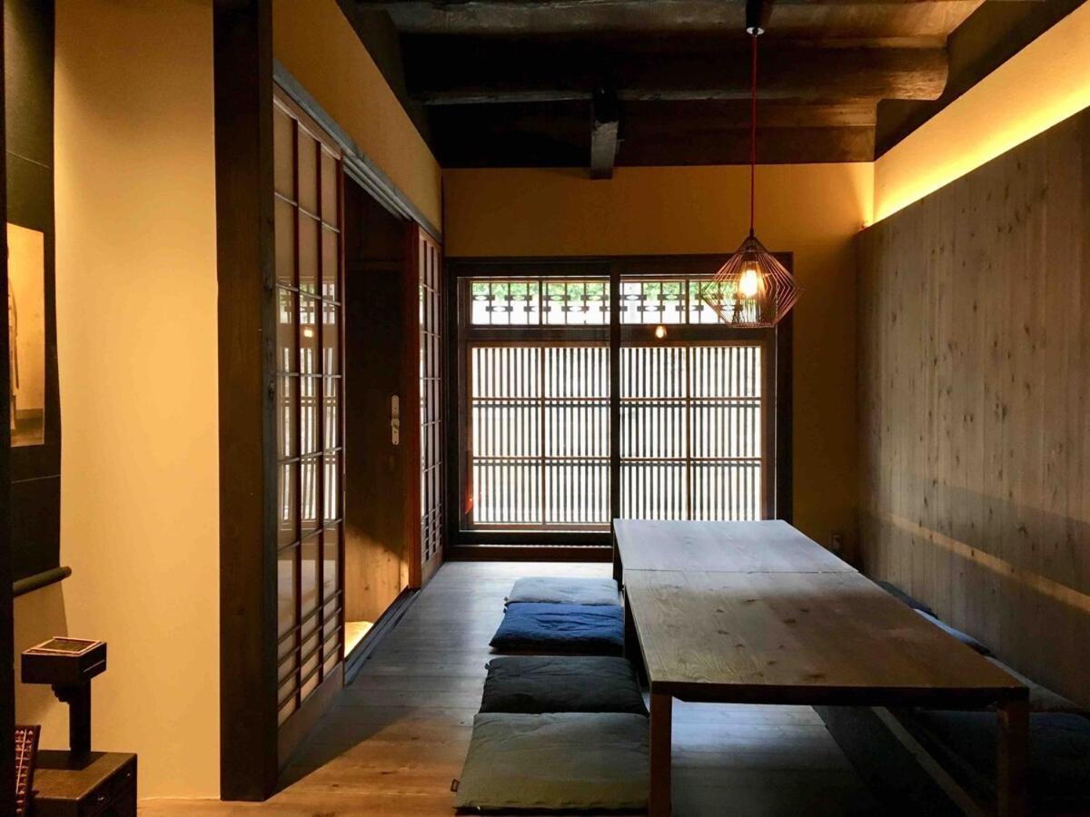 Ochaya Hasu, Maison De The Qui N'a Jamais Servi De The Villa