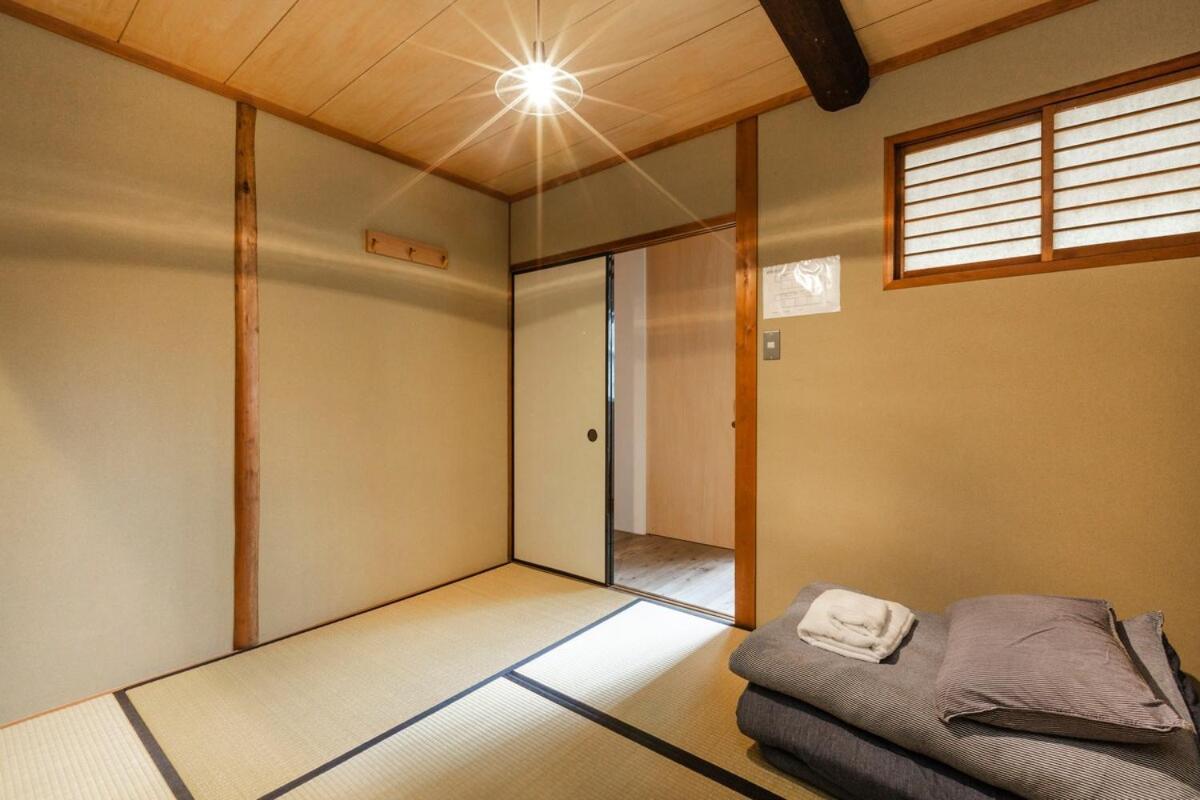 Ochaya Hasu, Maison De The Qui N'a Jamais Servi De The * Kyoto